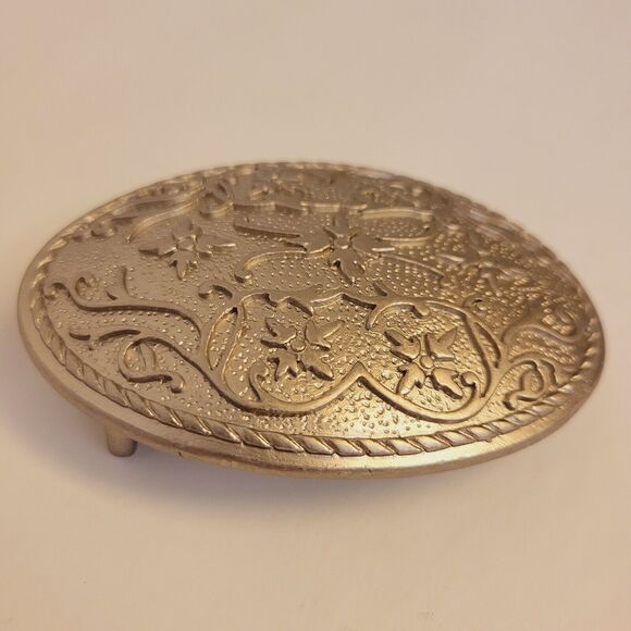 Vintage Western Buckle Oval Embossed Floral Patern Silver Tone - Picture 2 of 7